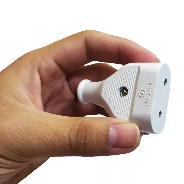 دوشاخه و مادگی برق الکترو فراز مدل 2046