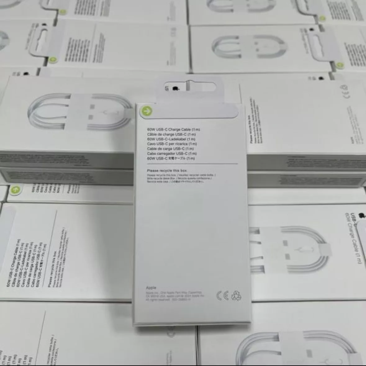 کابل USB-C مدل Airpods 4 طول 1 متر