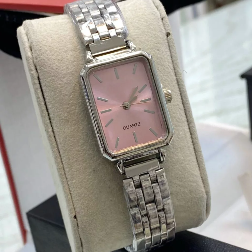 ساعت مچی عقربه‌ای کوارتز زنانه مدل کلاسیک بند فلزی لوکس کد R3