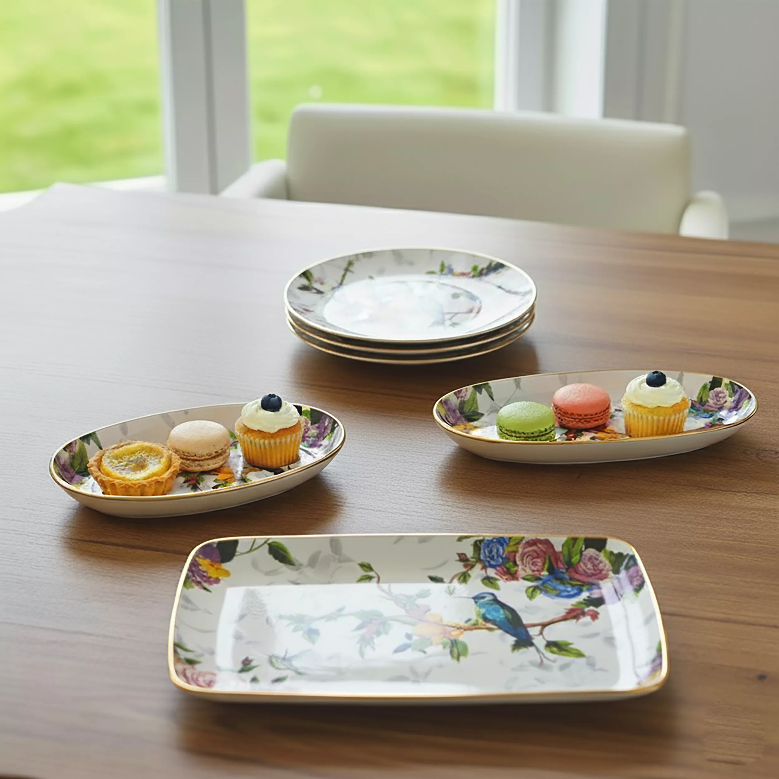 سرویس صبحانه‌خوری 15 پارچه 6 نفر مدل گونول طرح گل و پرنده