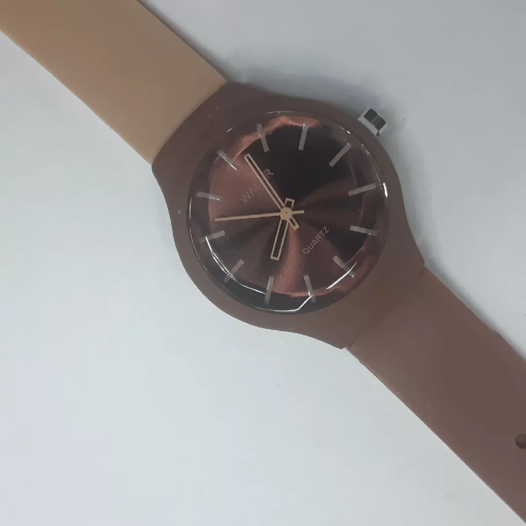 ساعت مچی عقربه ای والار مدل gh/k201