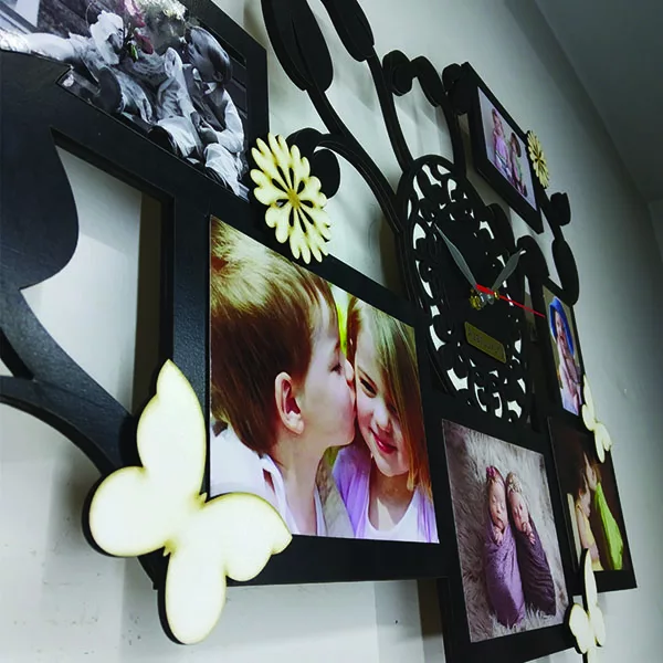 ساعت دیواری آذرلاکچری طرح قاب عکس کد pic00