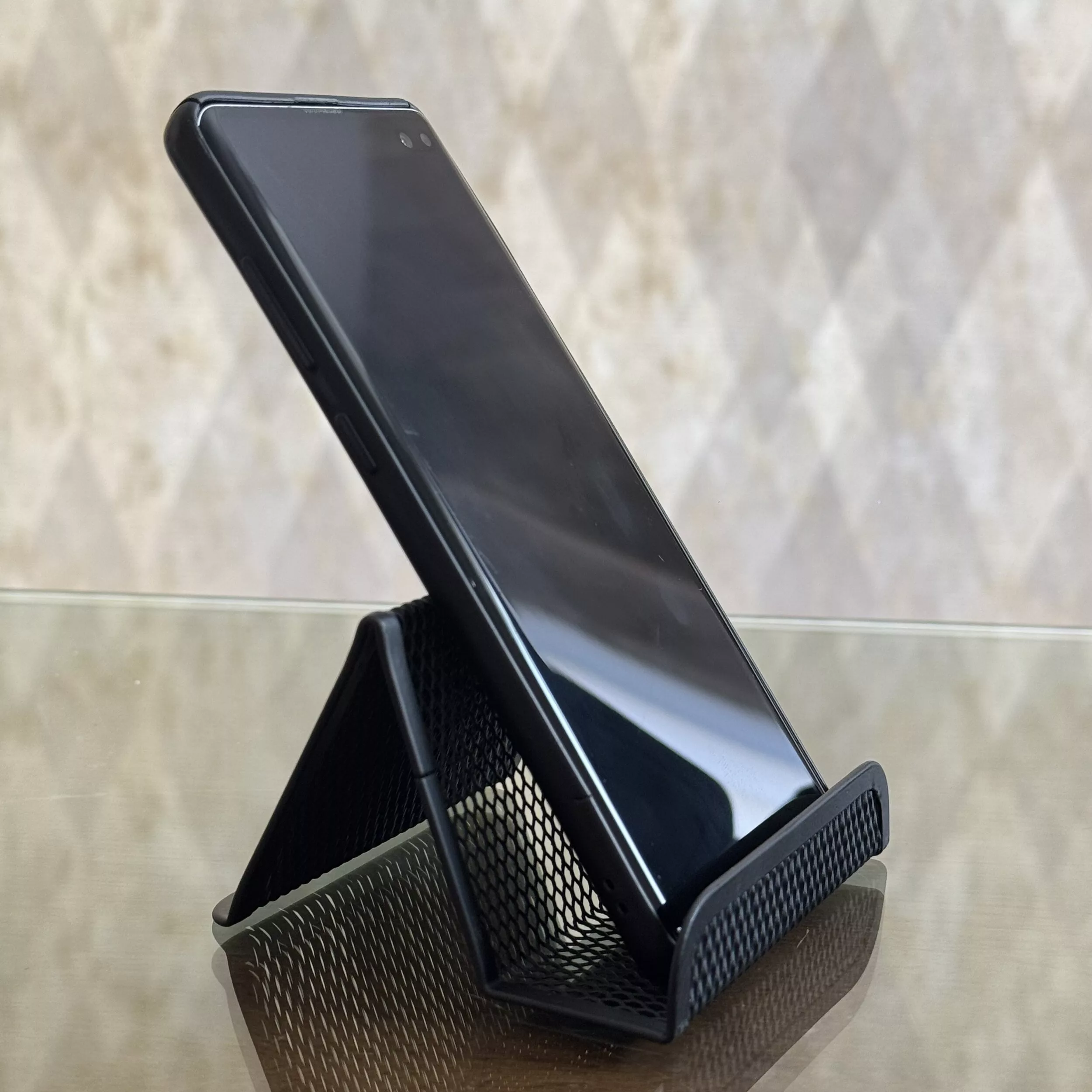 نگهدارنده گوشی موبایل رومیزی مدل فلزی توری