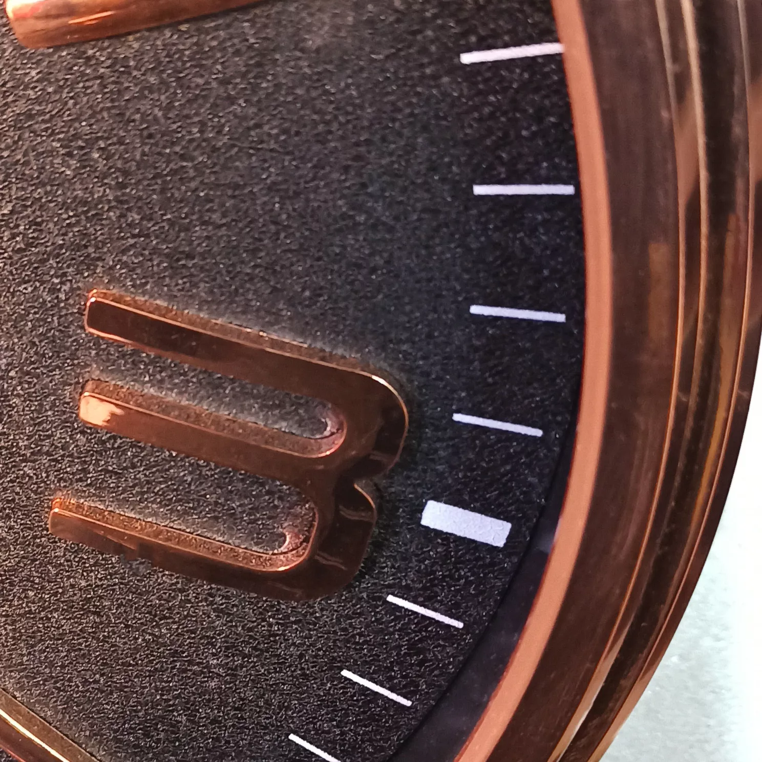 ساعت دیواری مدل گارنت کد 5021RN