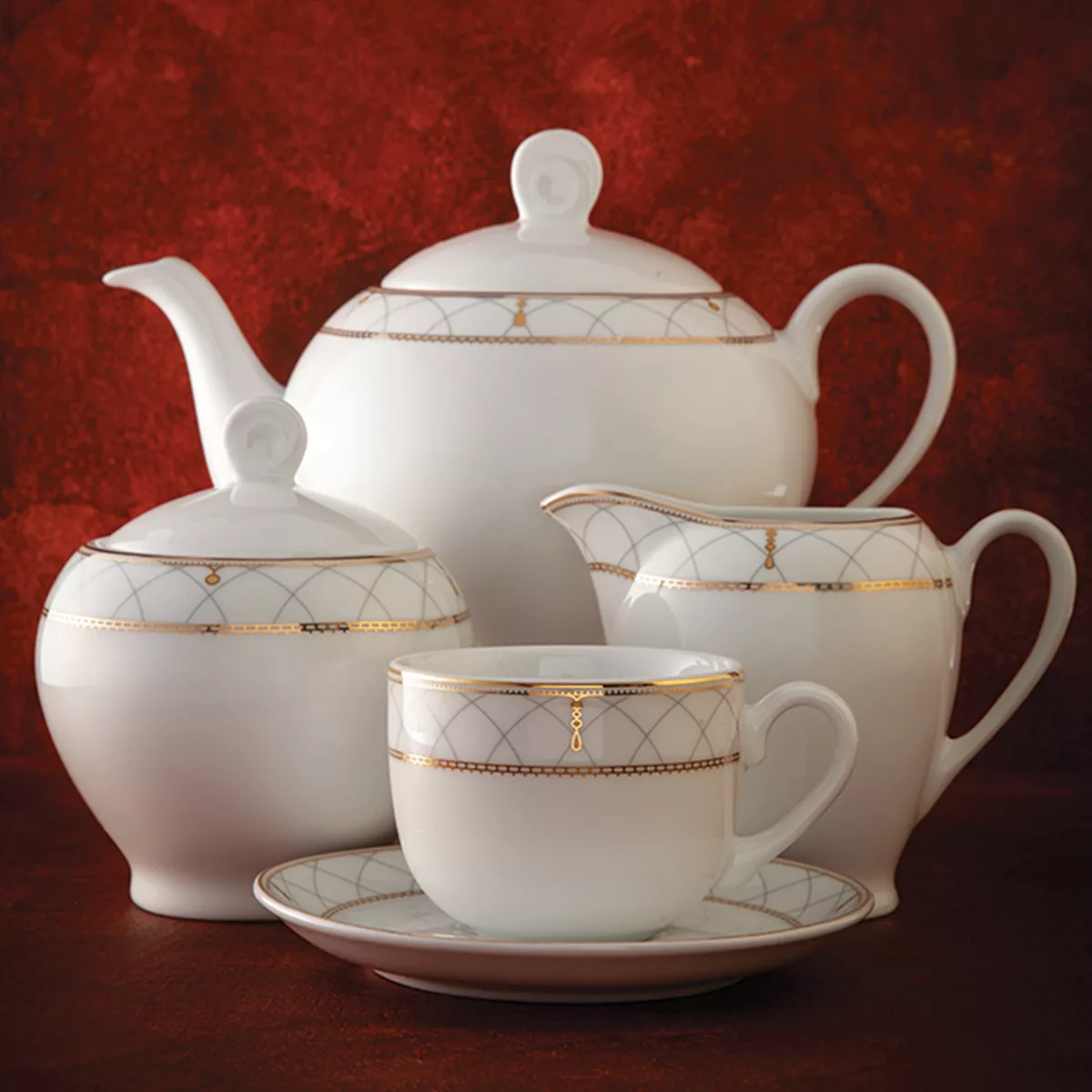 سرویس غذاخوری 102پارچه چینی زرین ایران سری ایتالیا اف مدل رومانا درجه یک