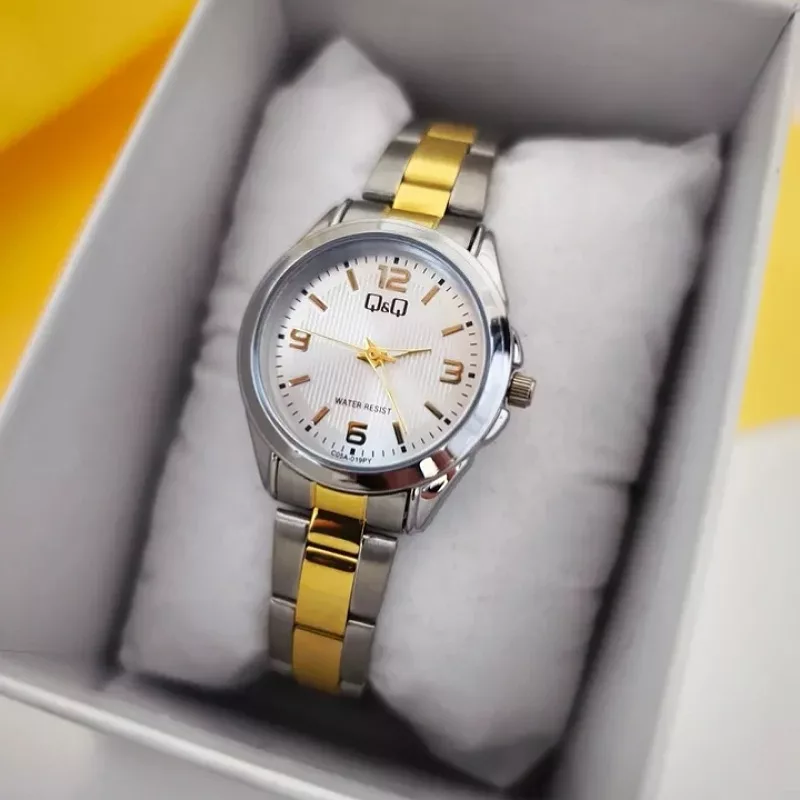 ساعت مچی عقربه‌ای کوارتز زنانه کیو اند کیو مدل C05A-019PY