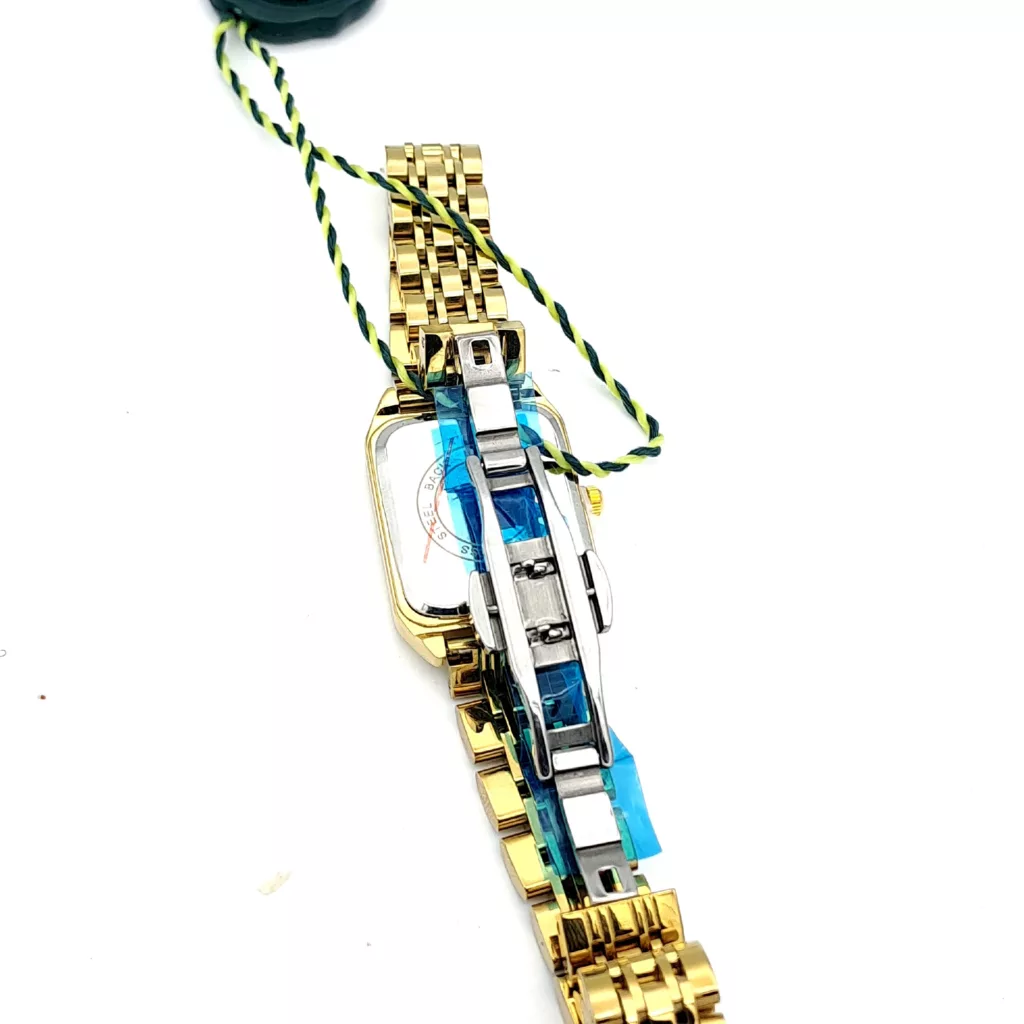 ساعت مچی عقربه ای زنانه مدل کلاسیک دور نگین