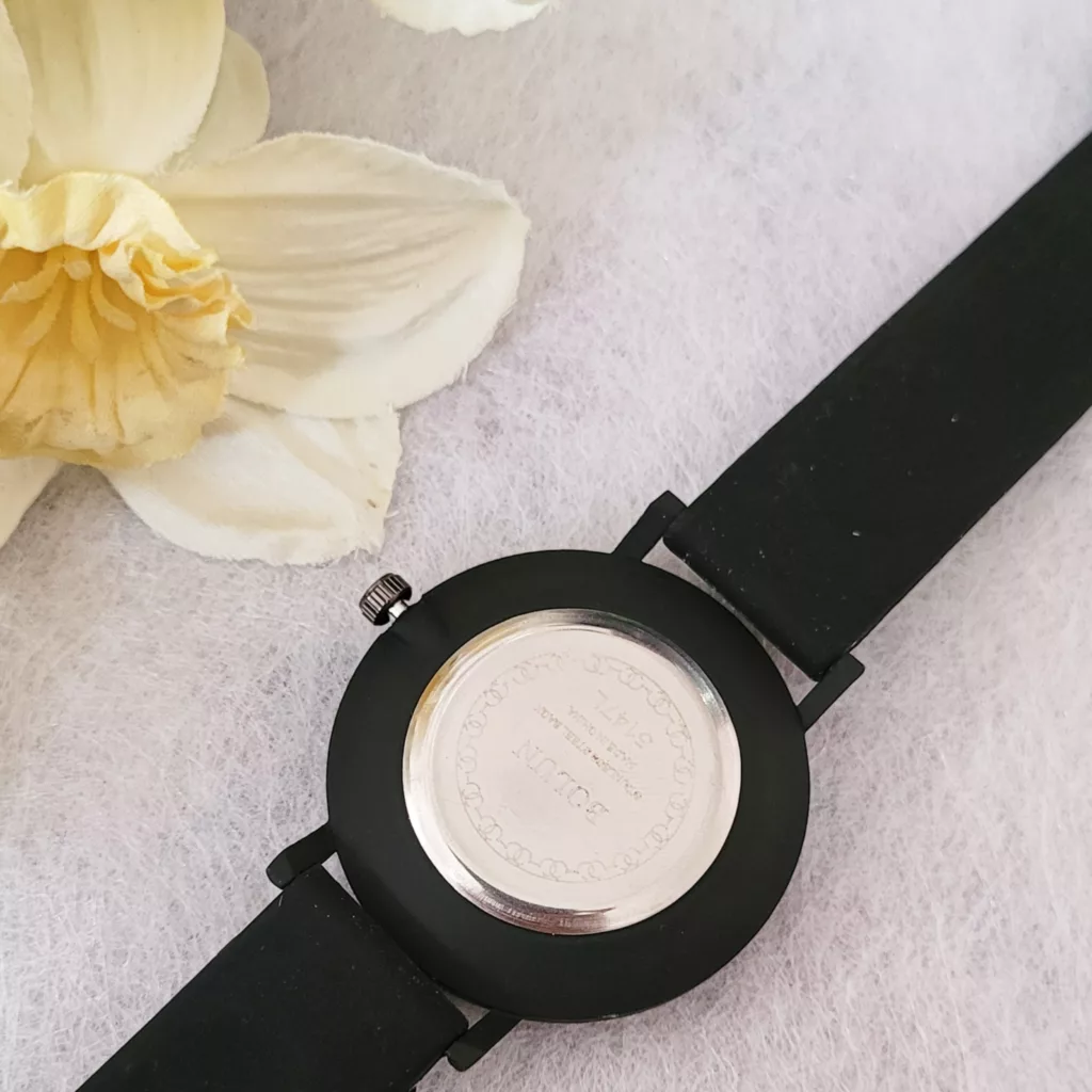 ساعت مچی عقربه ای زنانه بولن کد 01