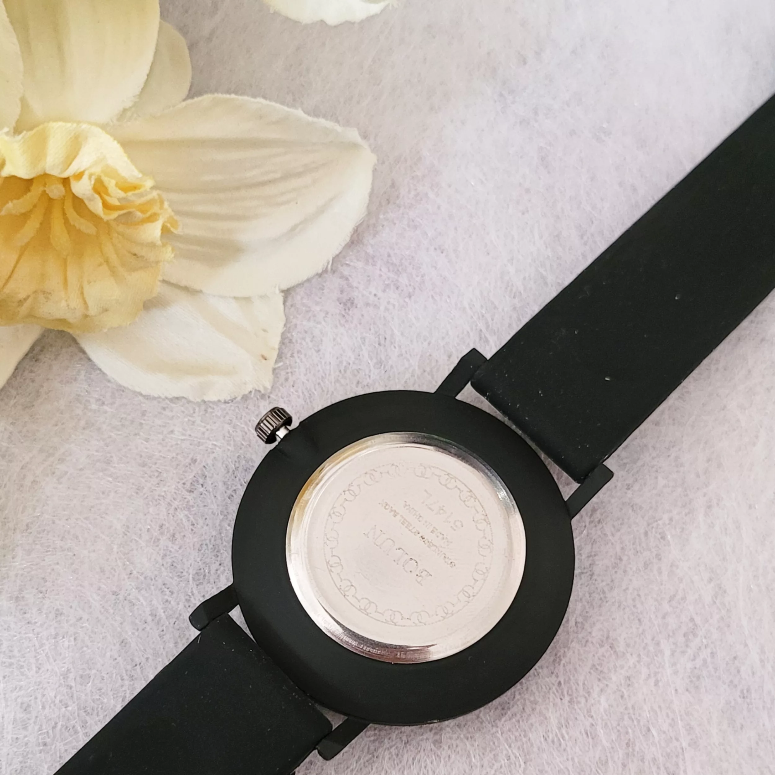 ساعت مچی عقربه ای زنانه بولن کد 01