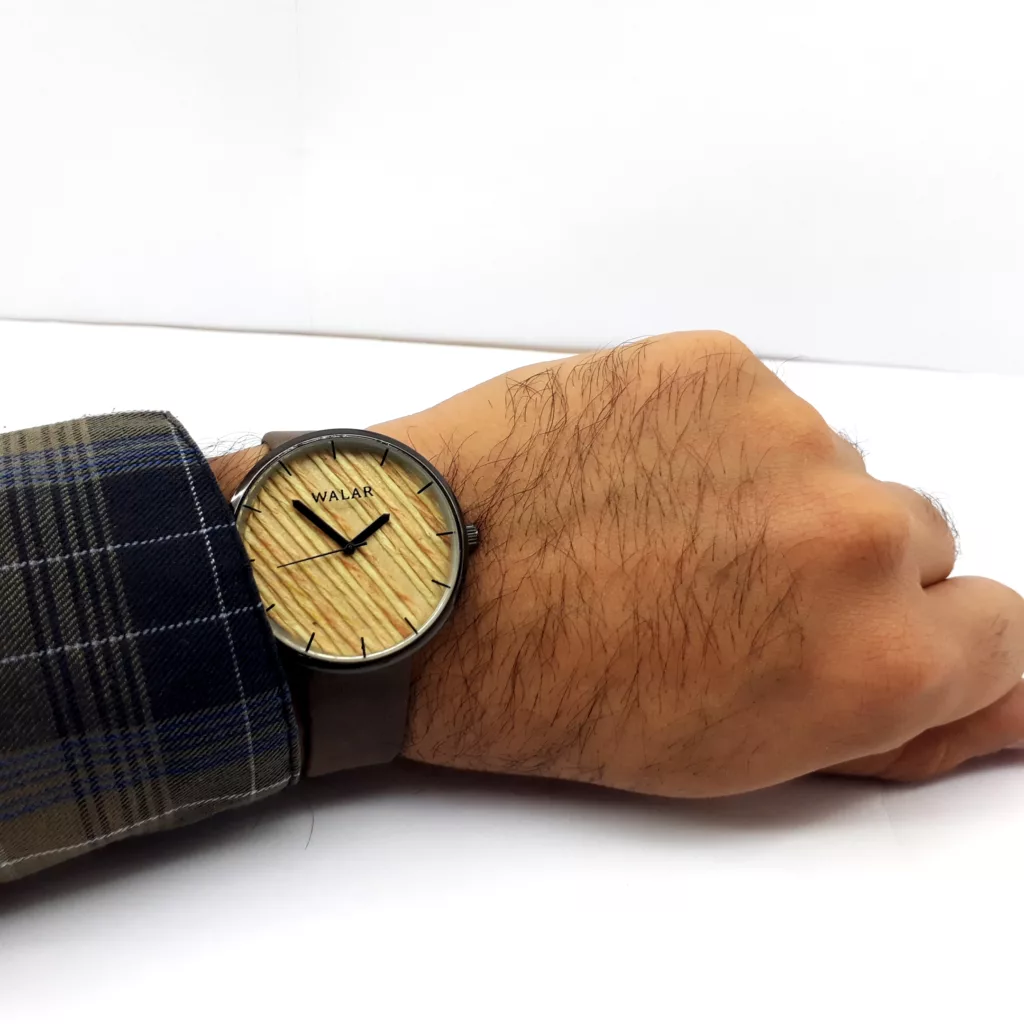 ساعت مچی عقربه ای والار مدل چوبی کد w-b-adasi1