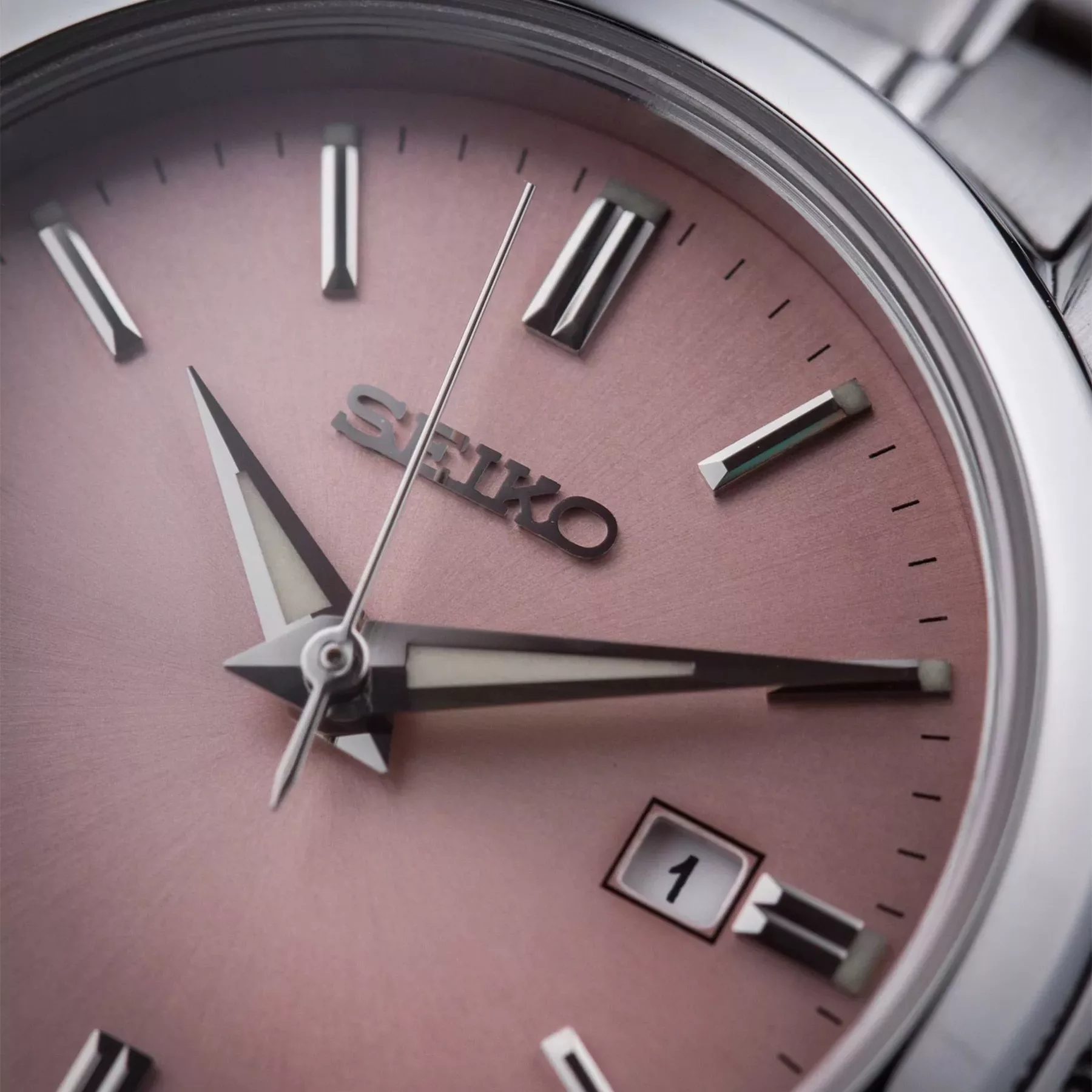 ساعت مچی عقربه ای زنانه سیکو مدل SUR529P1