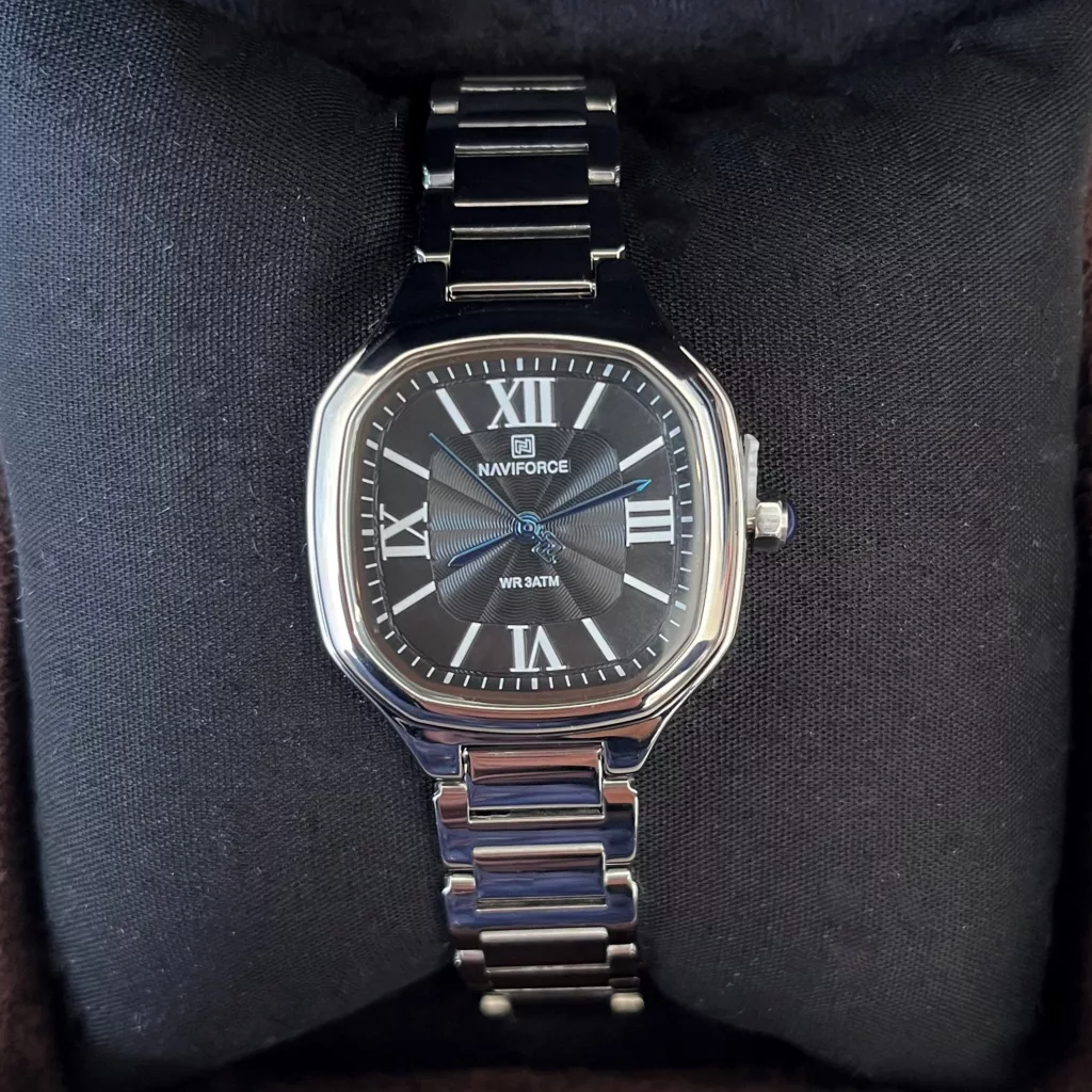 ساعت مچی عقربه ای زنانه نیوی فورس مدل NF5042 SBS