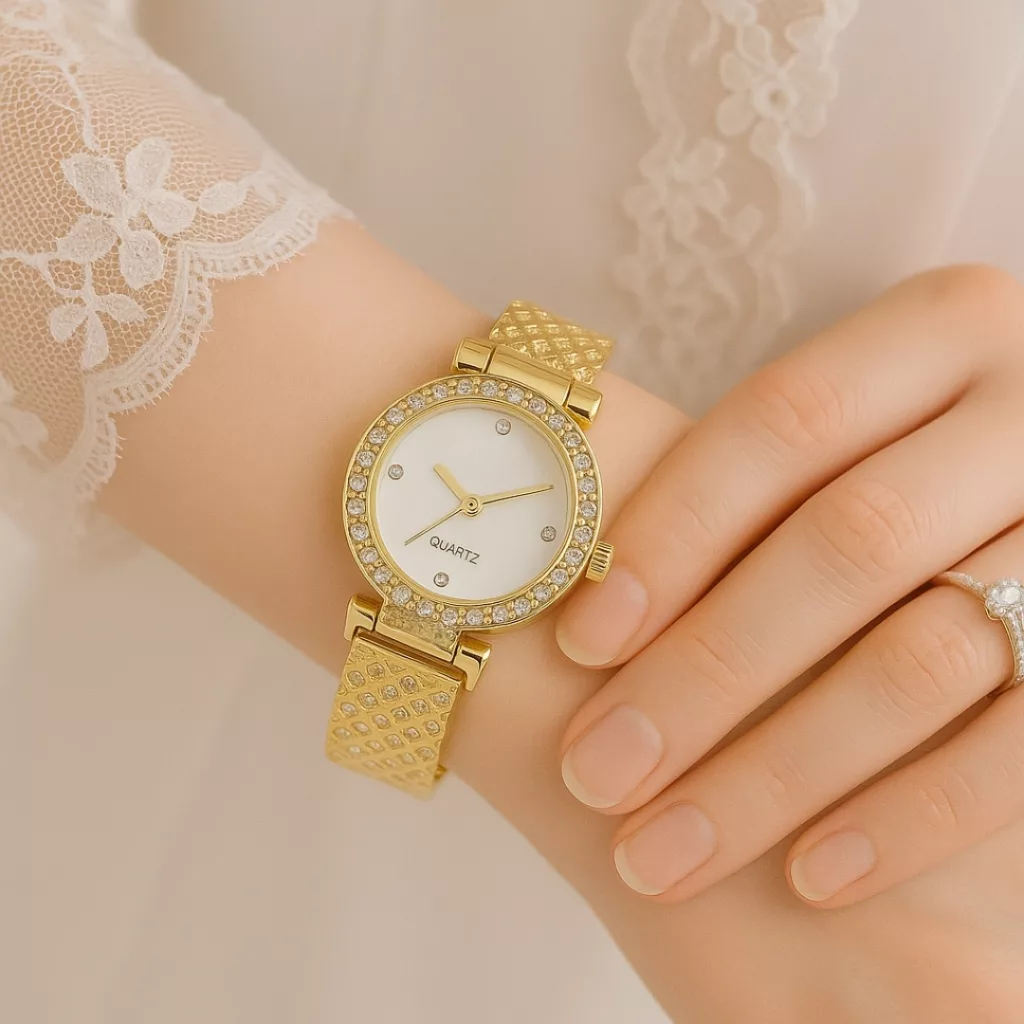 ساعت مچی عقربه‌ای کوارتز زنانه مدل لوکس بند دستبندی فول نگین کد 001