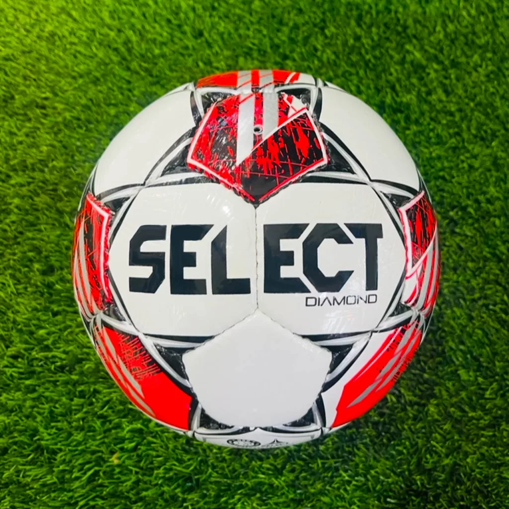 توپ فوتبال سلکت مدل دیاموند سایز 5