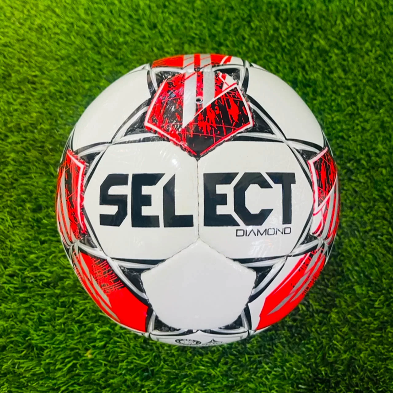توپ فوتبال سلکت مدل دیاموند سایز 5