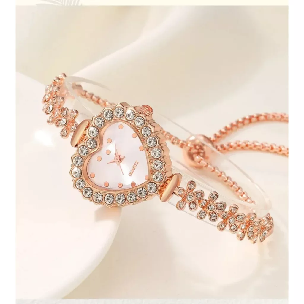 ساعت مچی عقربه ای زنانه مدل دستبندی نگین دار قفل کرواتی طرح قلب