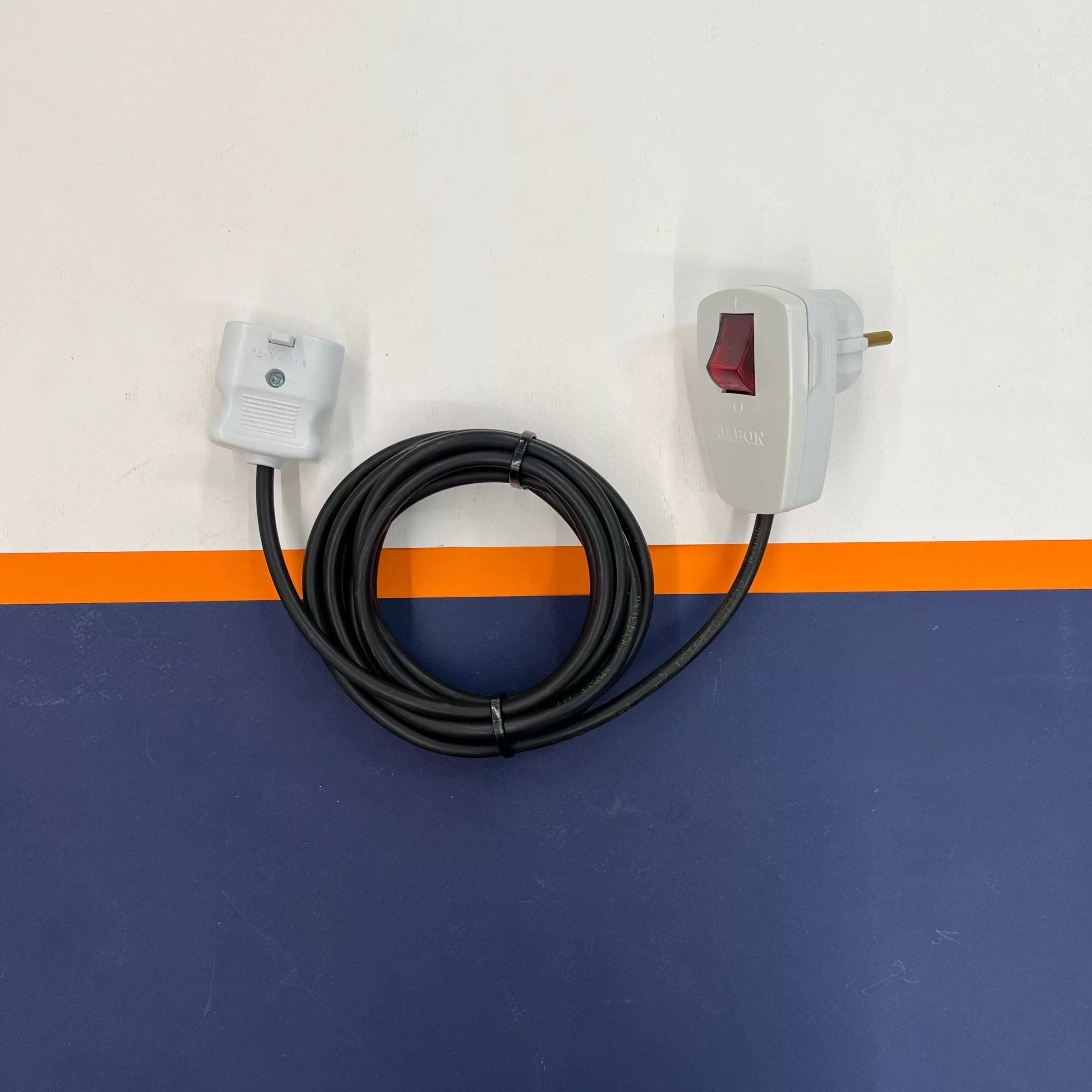 سیم سیار میرا مدل کلیددار کد 2.5M