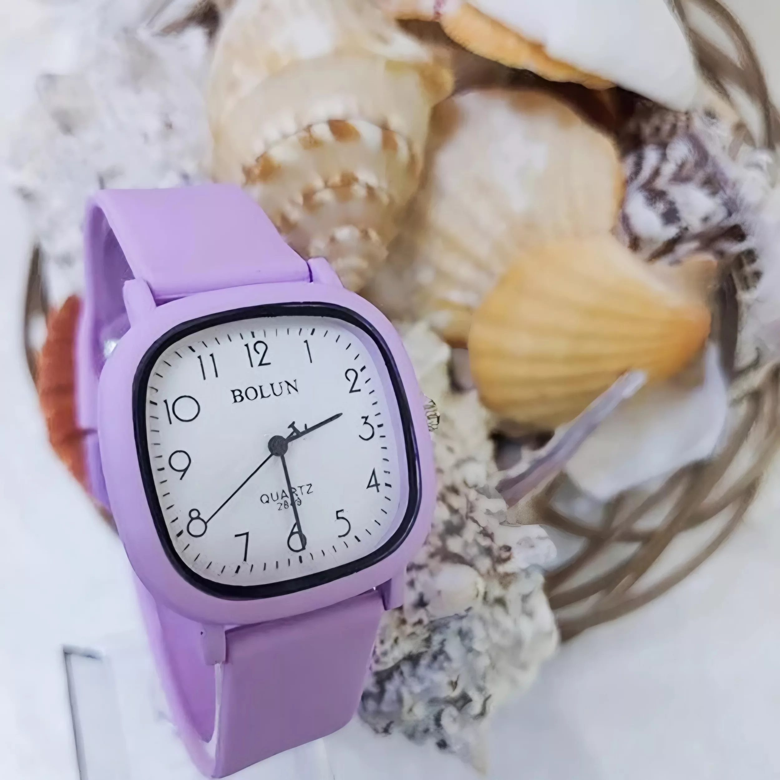 ساعت مچی عقربه ای زنانه بولون مدل بند پیو پاستیلی آنتی آلرژی کد ۱