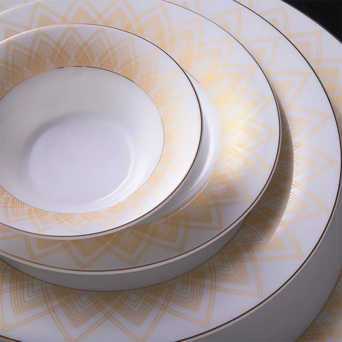 سرویس غذاخوری 35 پارچه چینی زرین ایران سری شهرزاد مدل میراندا درجه عالی