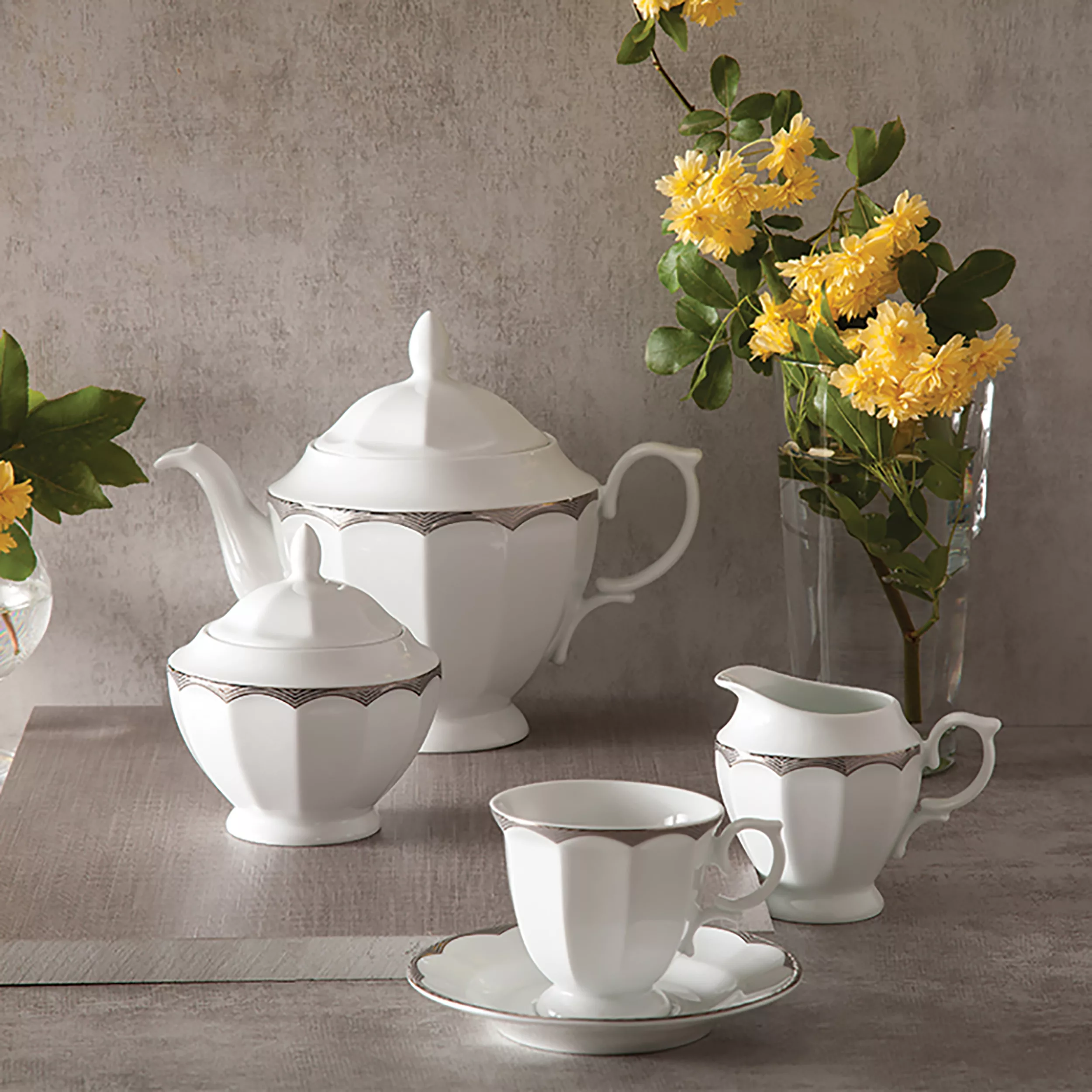 سرویس غذاخوری 103 پارچه چینی زرین ایران سری نئوکلاسیک مدل ایساتیس پلاتینی درجه عالی