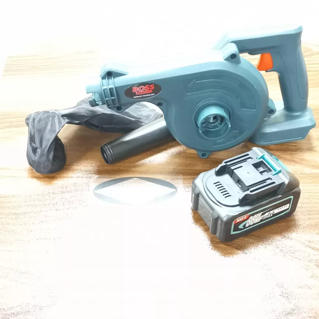 دستگاه دمنده و مکنده شارژی باس مدل P 501