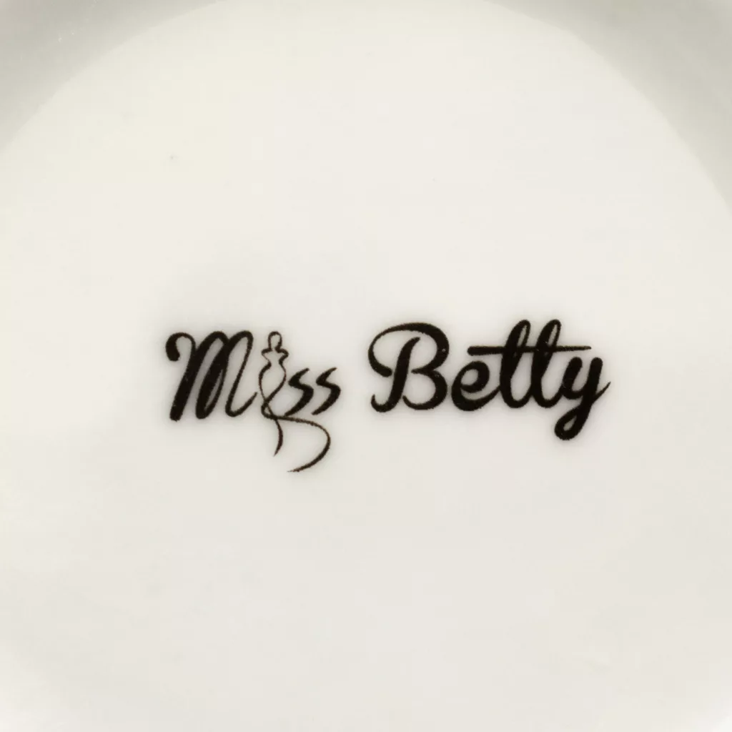 ست کتری و قوری میس بتی مدل Royal - 2330