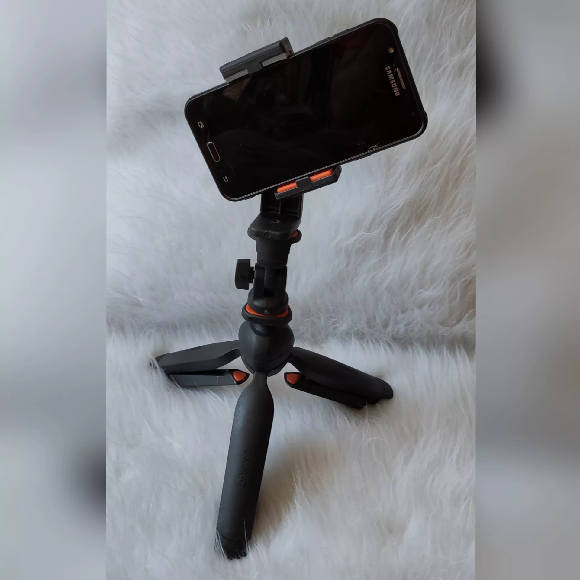 پایه نگهدارنده گوشی موبایل و تبلت یونیمات مدل 930plus