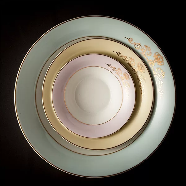 سرویس غذاخوری 35 پارچه 6 نفره چینی زرین ایران مدل شهرزاد برلیانت کوئین درجه 3