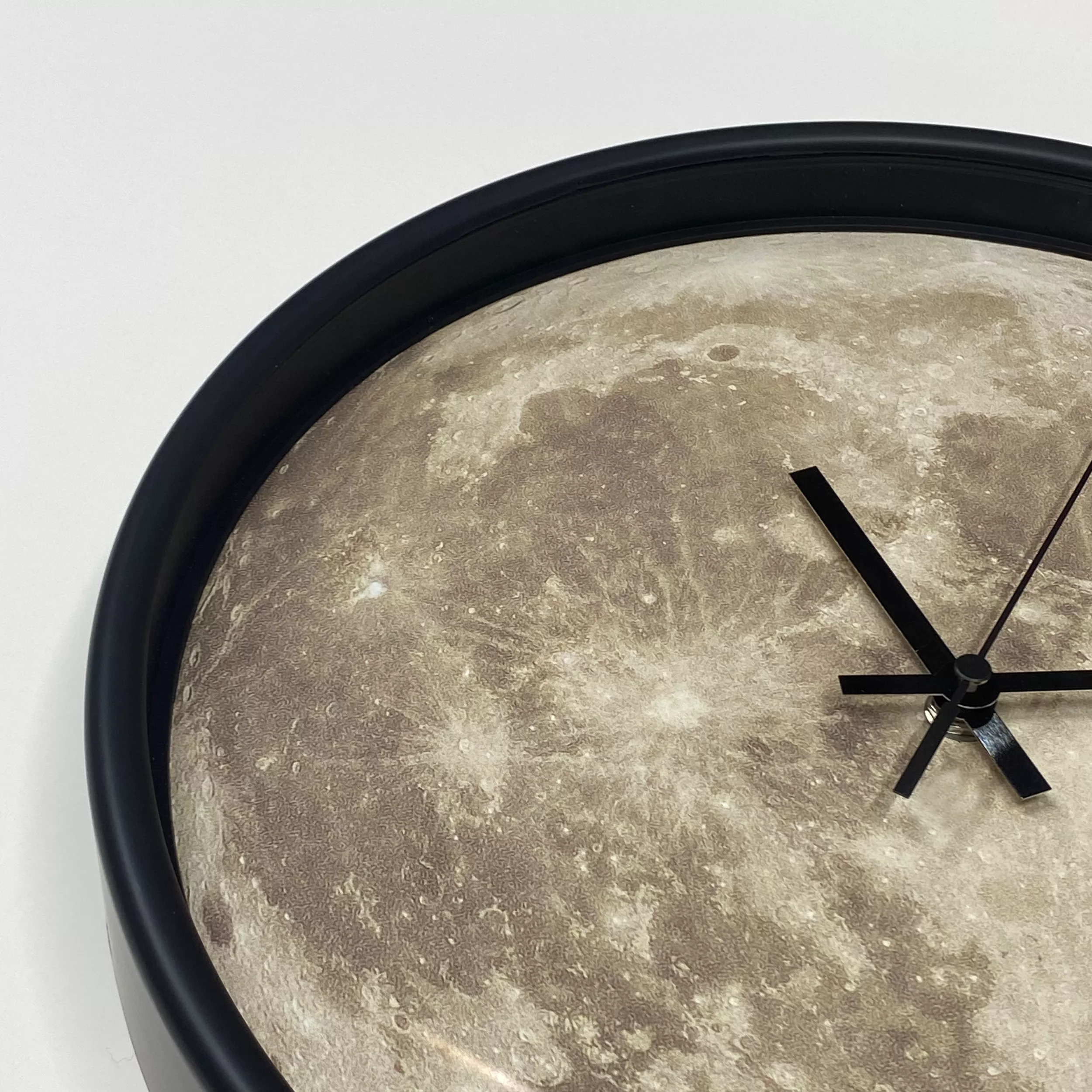 ساعت دیواری سال بردز طرح ماه کامل مدل CW-full moon