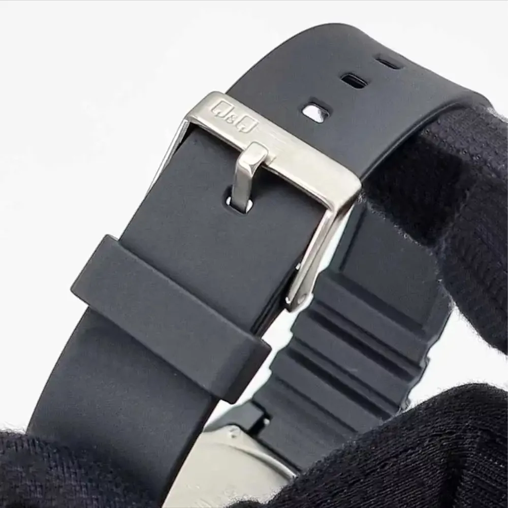 ساعت مچی عقربه ای کیو اند کیو مدل v02a-13vy