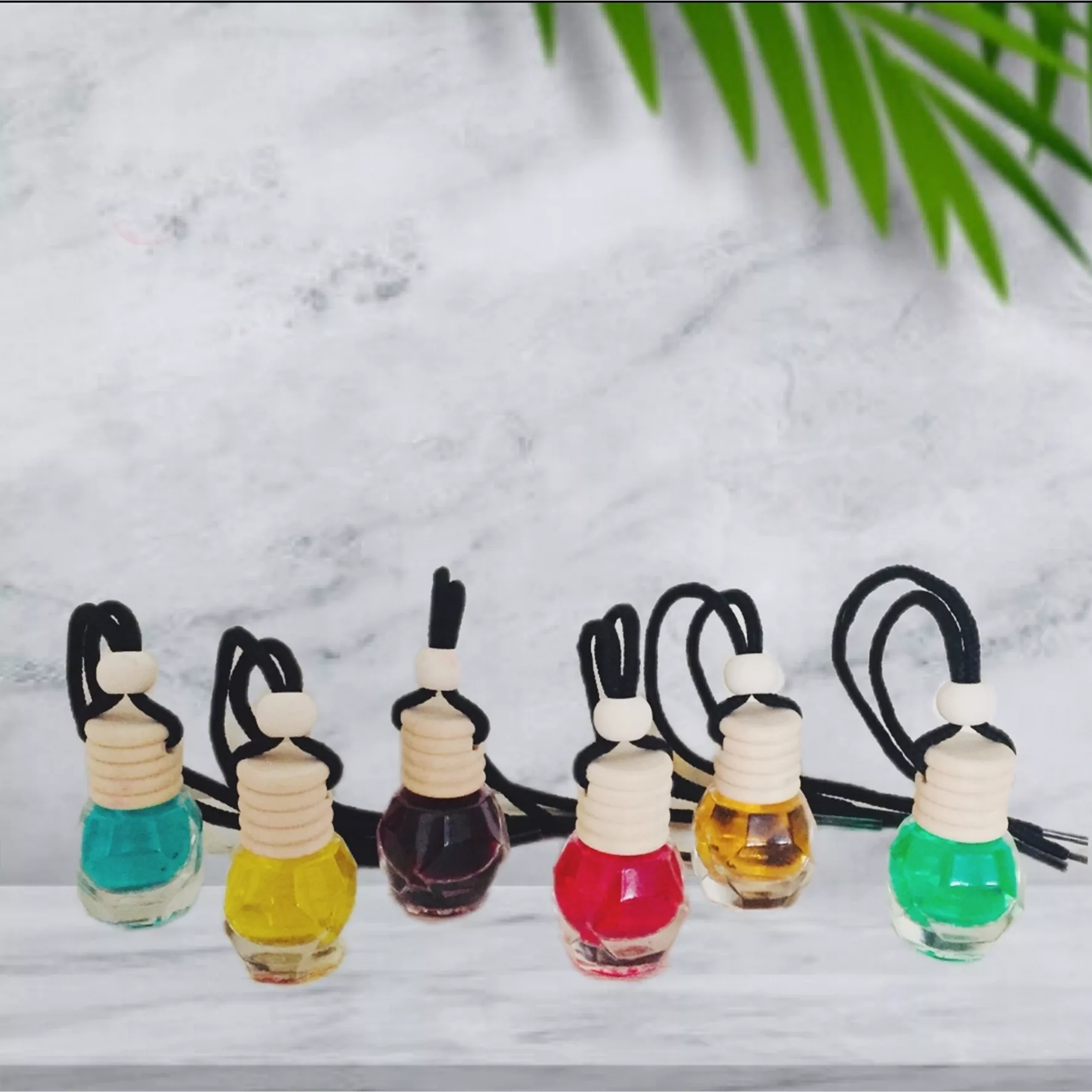 خوشبو کننده خودرو مدل آویز حجم 5 میلی لیتر