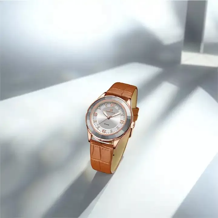 ساعت مچی عقربه ای زنانه نیوی فورس مدل NF5040RGRGW