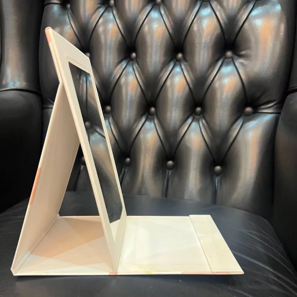 آینه آرایشی رومیزی مدل هما