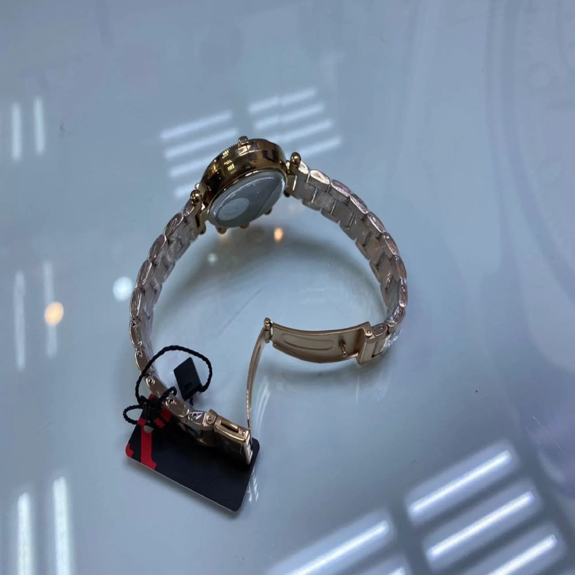 ساعت مچی عقربه ای زنانه ریوارد مدل RD1318