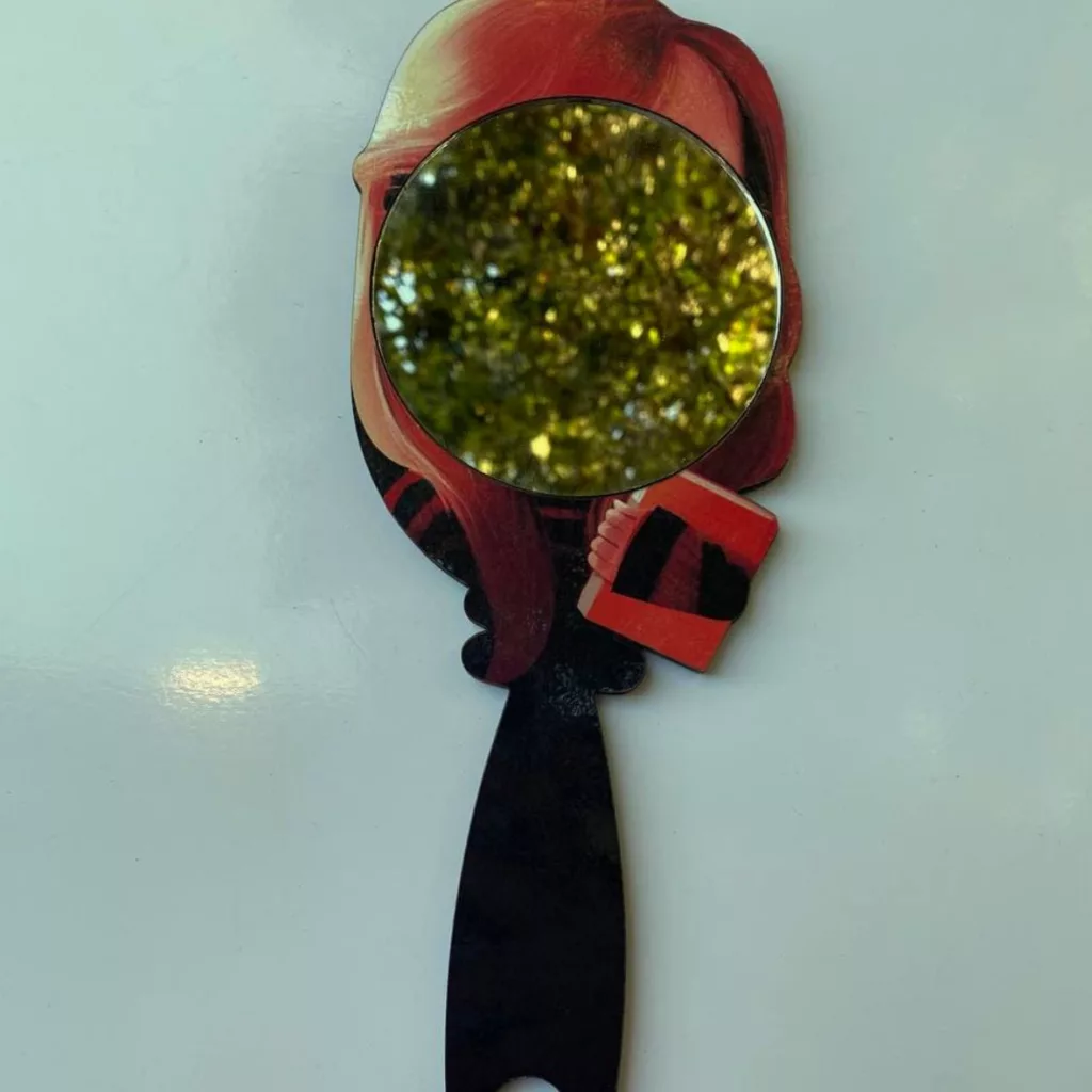 آینه آرایشی مدل art104