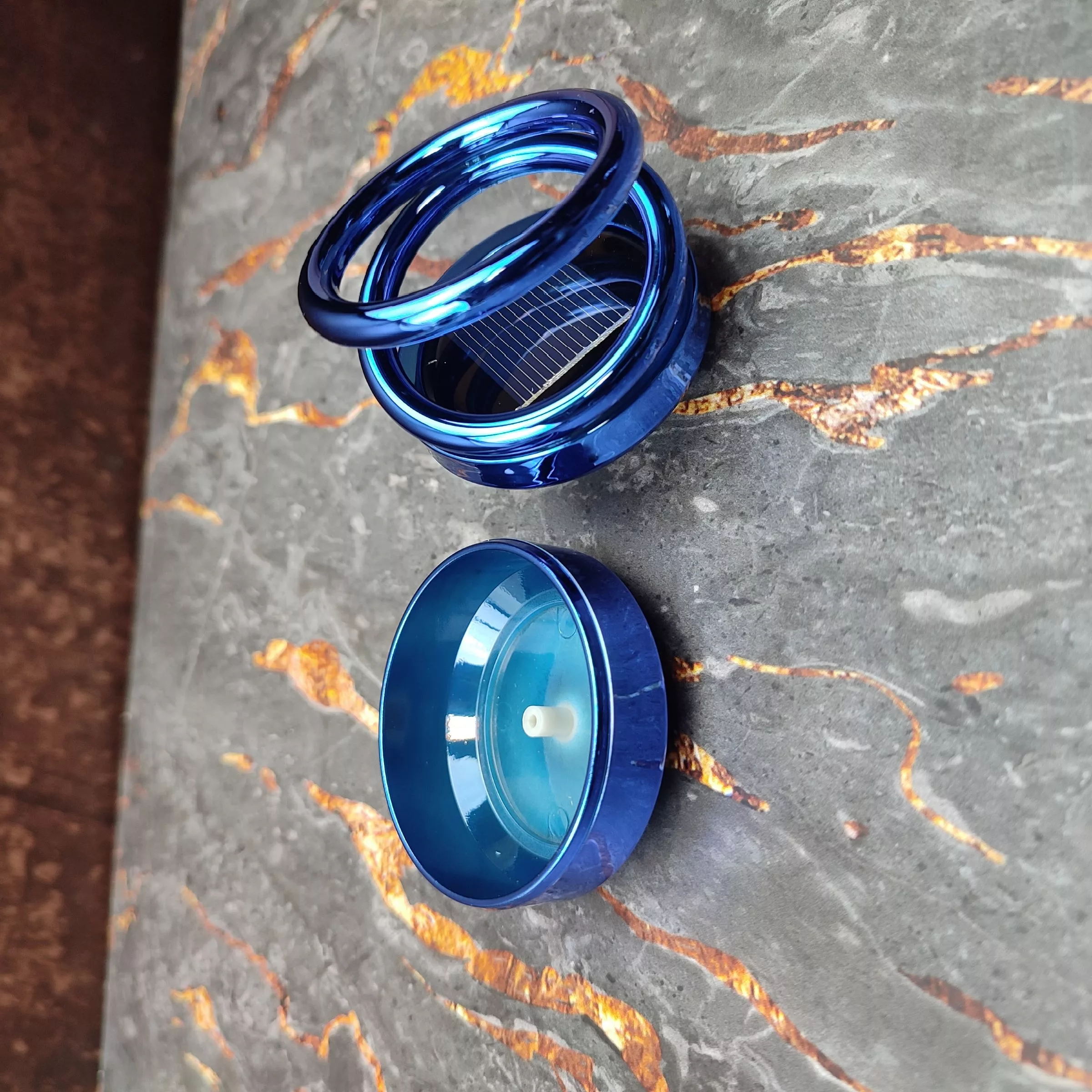 خوشبو کننده خودرو مدل خورشیدی رینگی