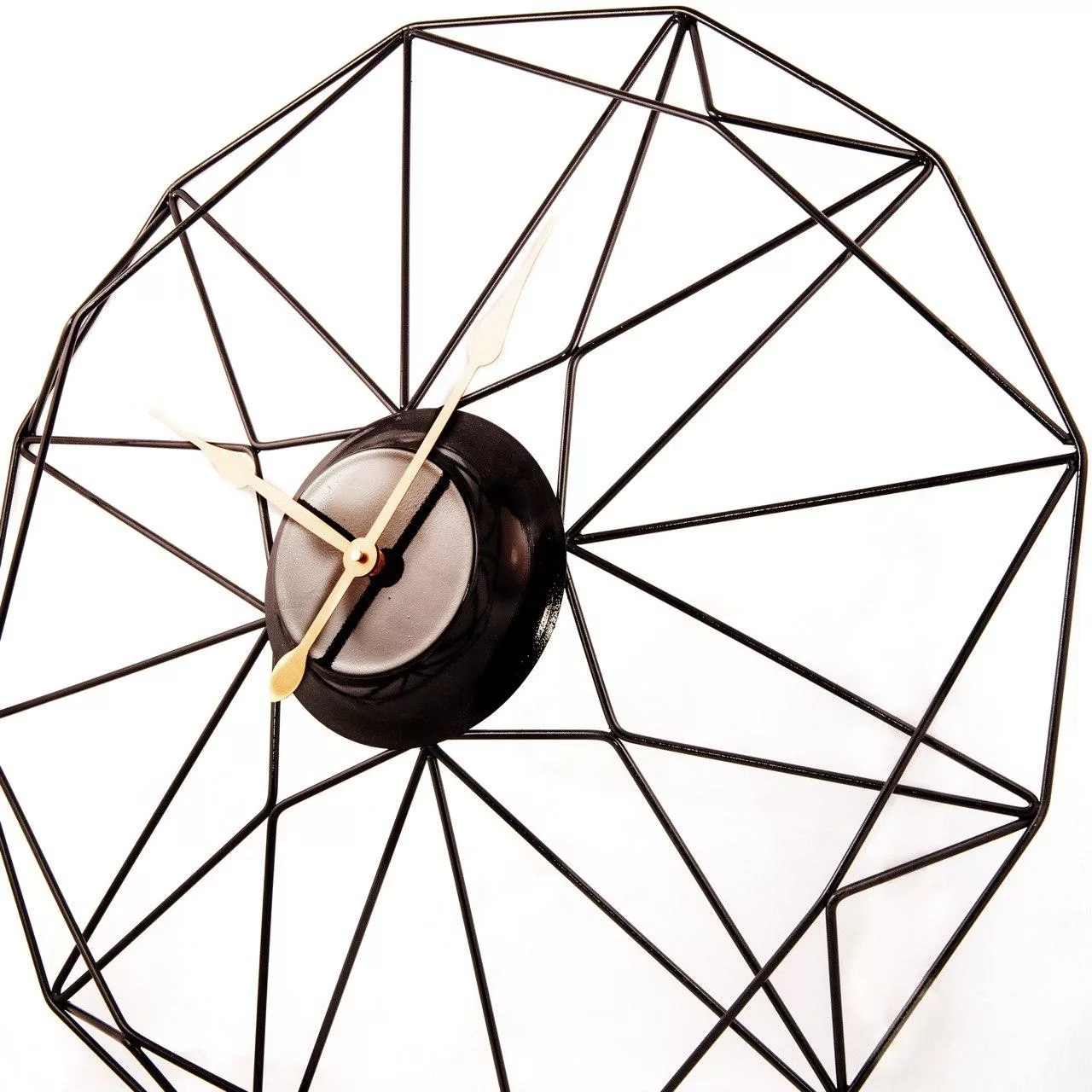 ساعت ديواري مدل وي آي