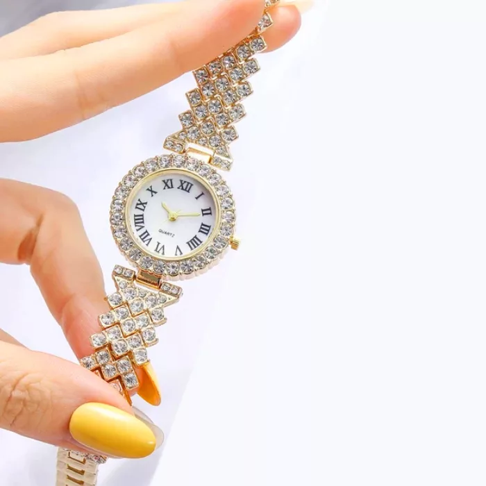 ساعت مچی عقربه ای زنانه مدل فول نگین کد diamond11