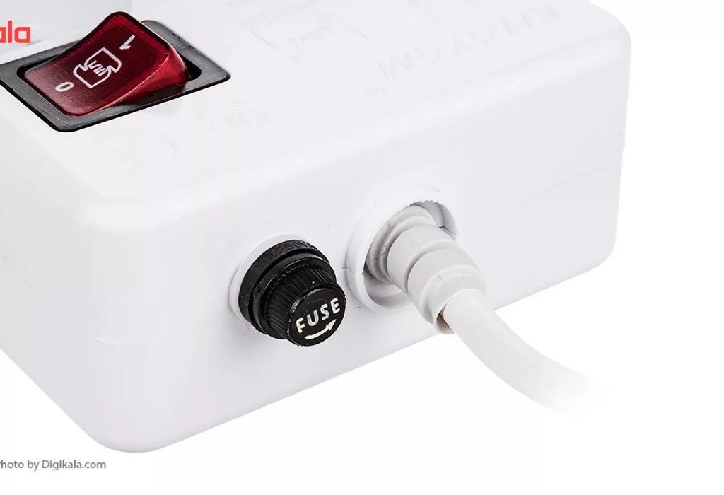 محافظ ولتاژ یخچال و فریزر خیام الکتریک مدل 102