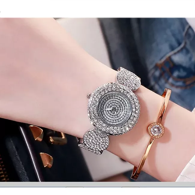 ساعت مچی عقربه ای زنانه کد 01