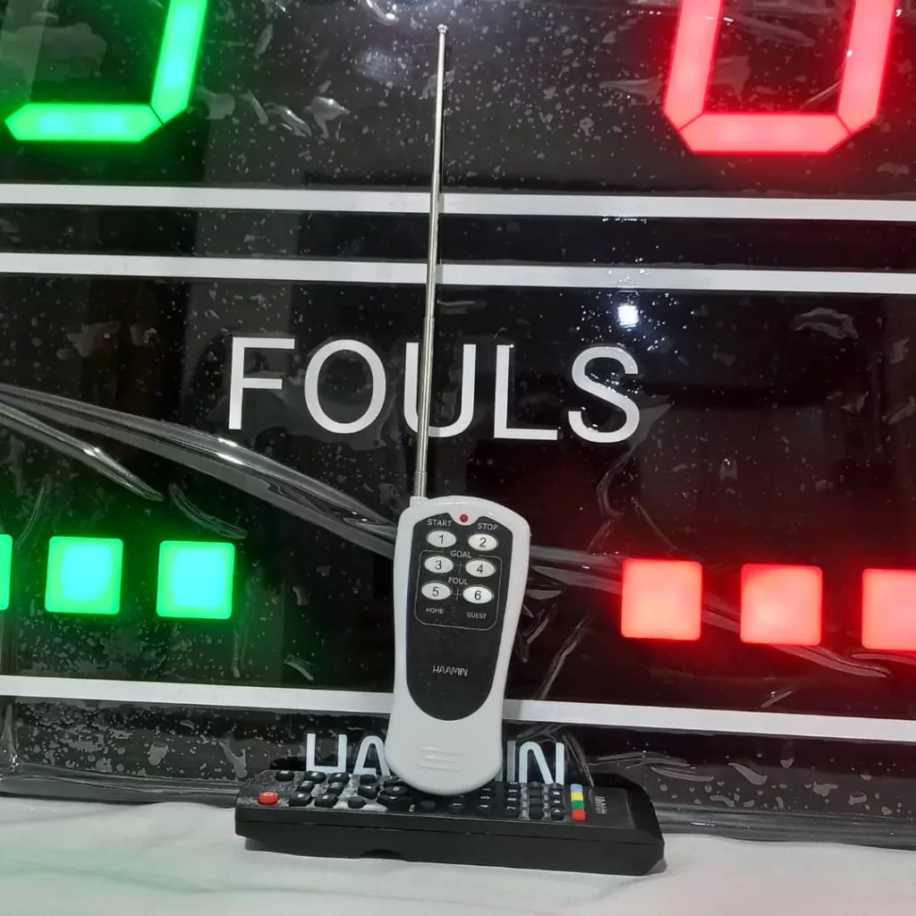 ساعت دیواری دیجیتال مدل نمایشگر فوتسال مدل 7070