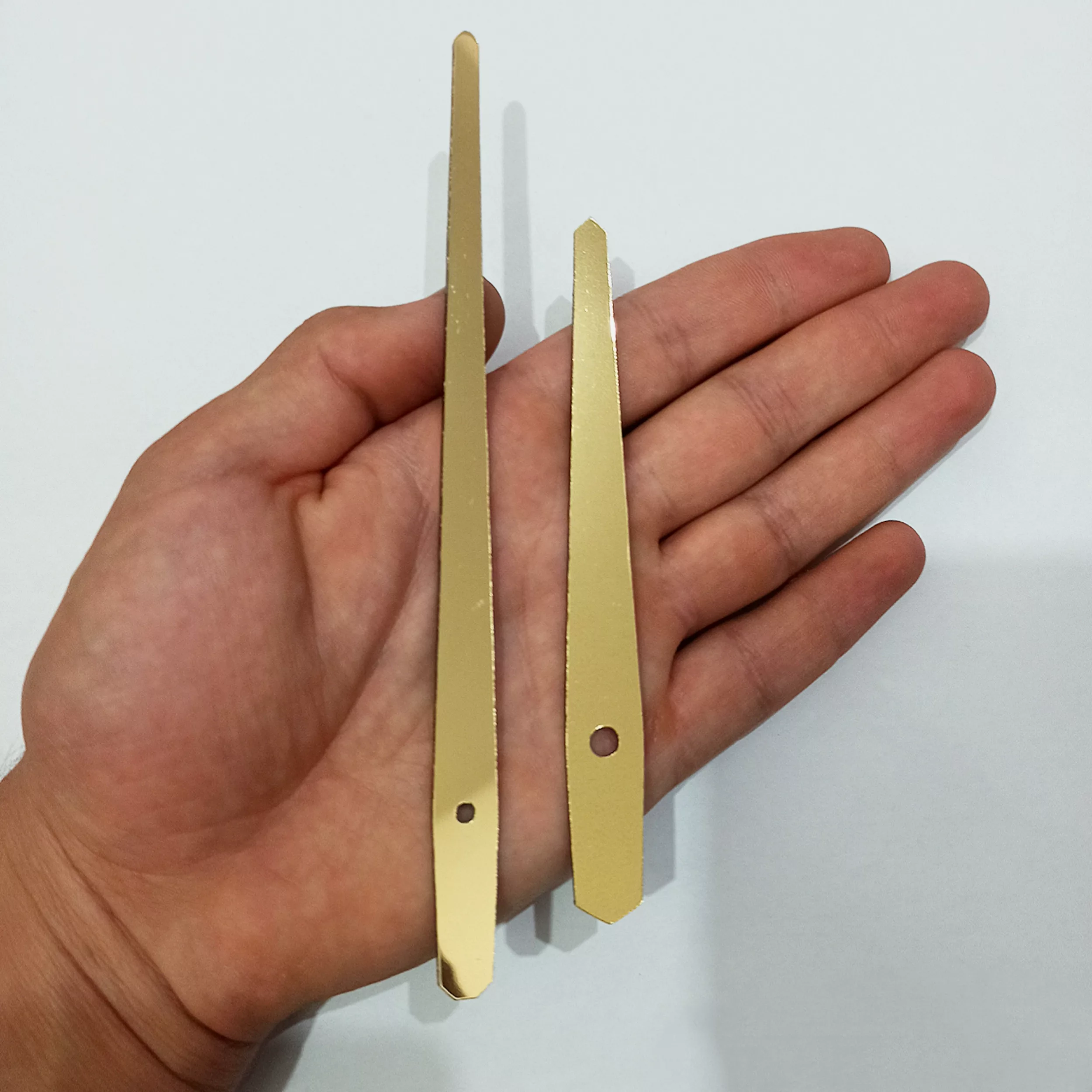 عقربه ساعت دیواری مدل 6363 کد 2020