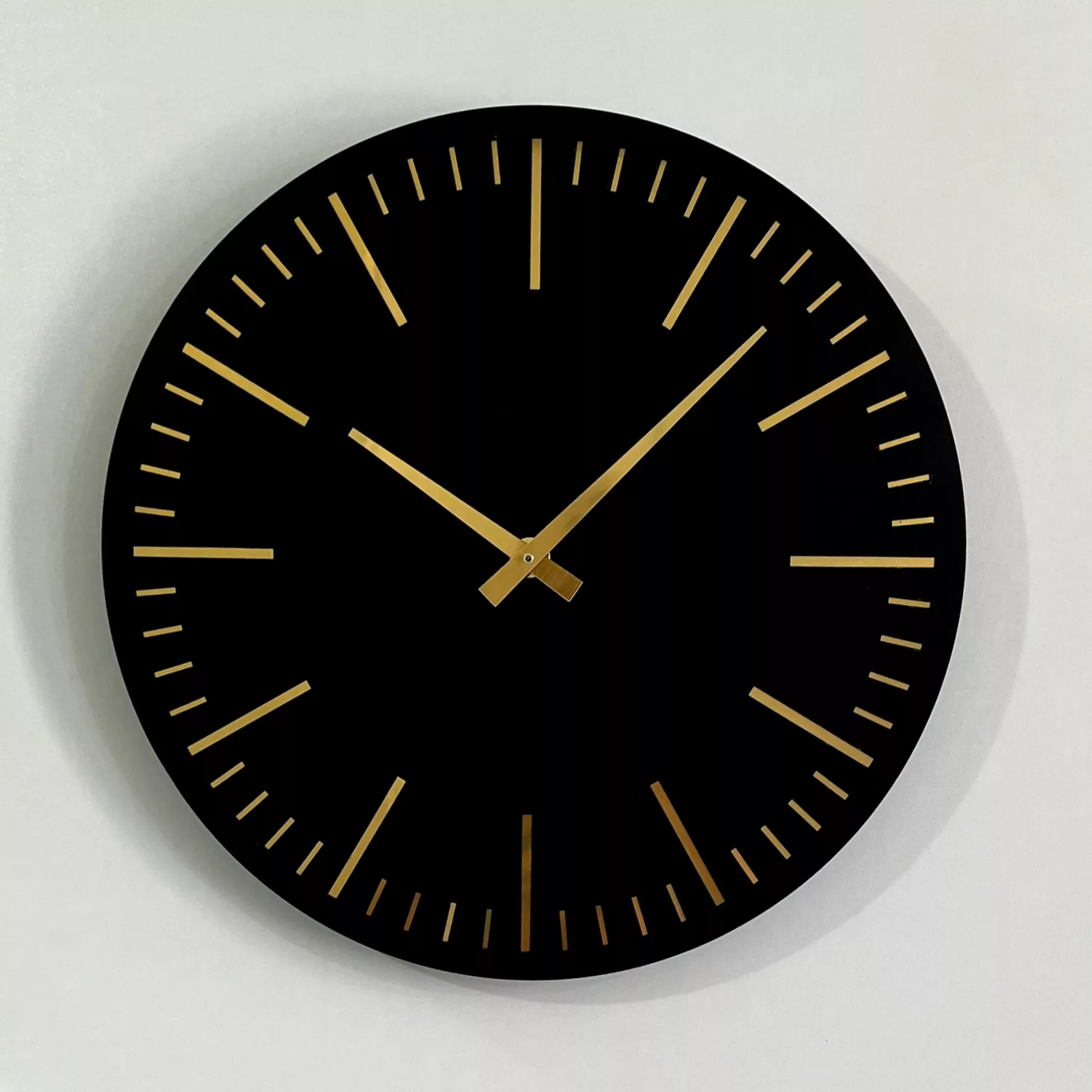 ساعت دیواری مدل  3330