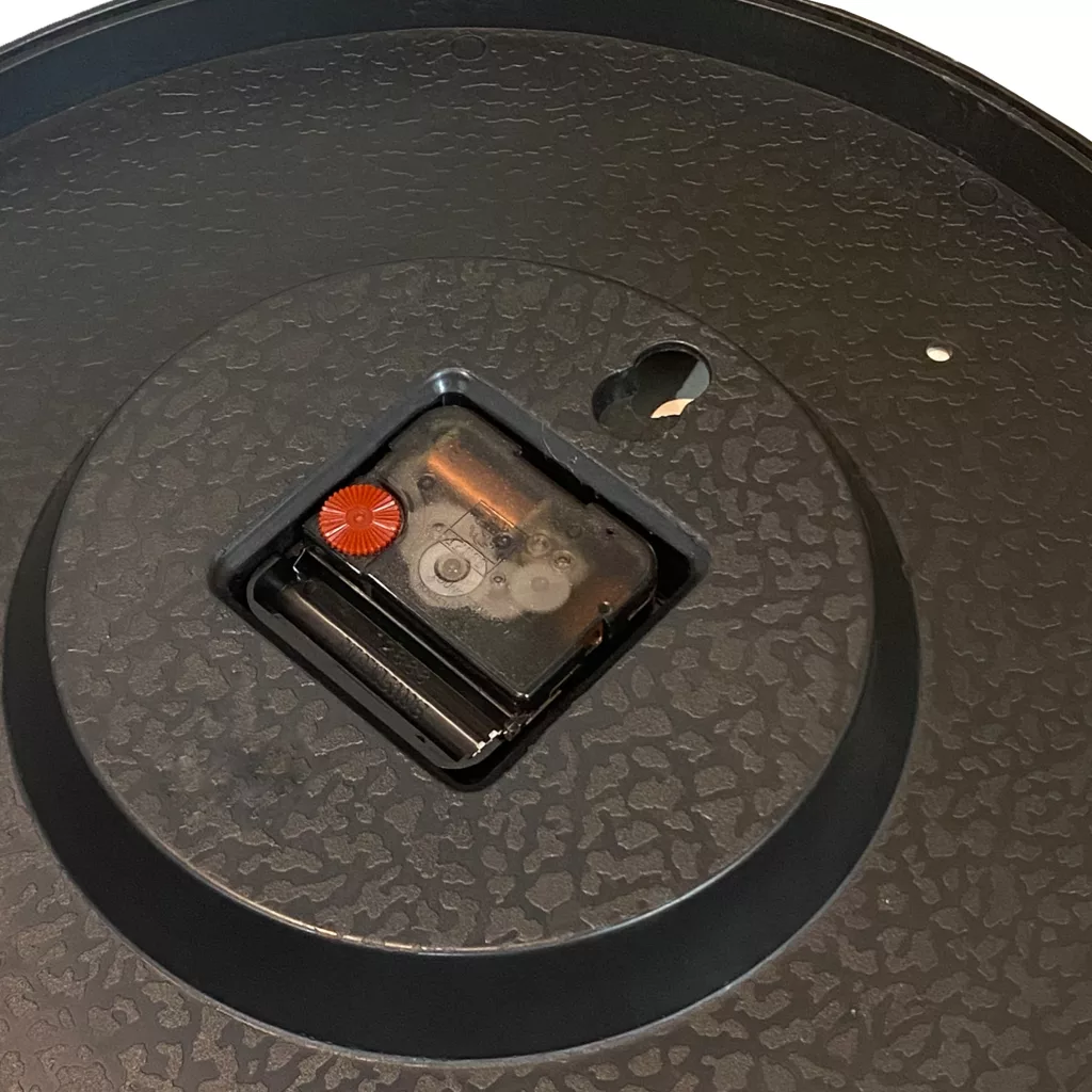 ساعت دیواری کوارتز سال بردز طرح عدد دار مدل CW-1000TL