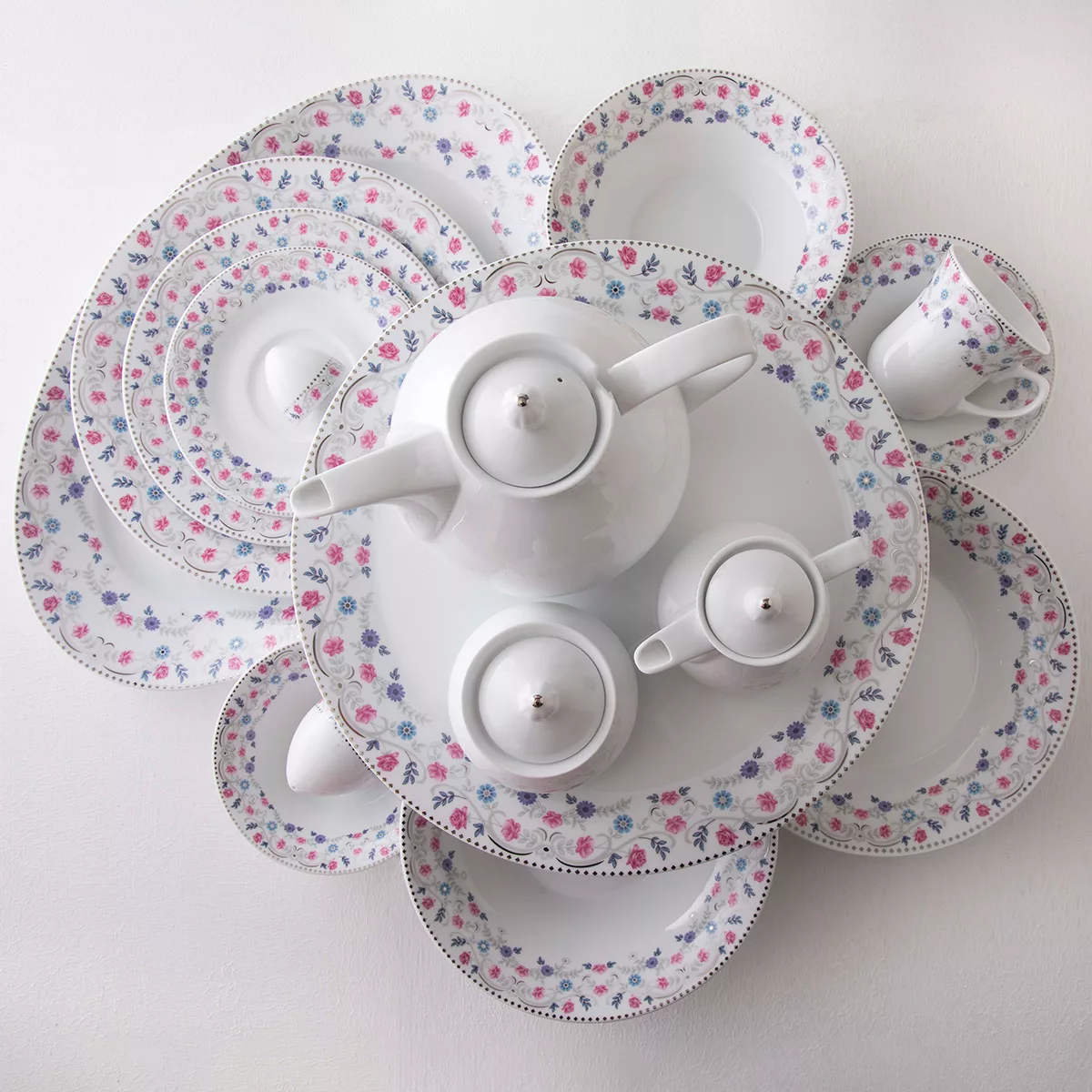 سرویس غذاخوری 81 پارچه چینی زرین ایران مدل شهرزاد باغستان درجه عالی