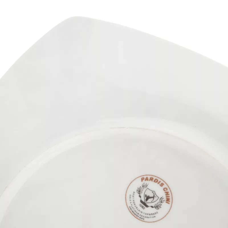 سرویس غذاخوری 105 پارچه چینی پردیس مدل لب طلا