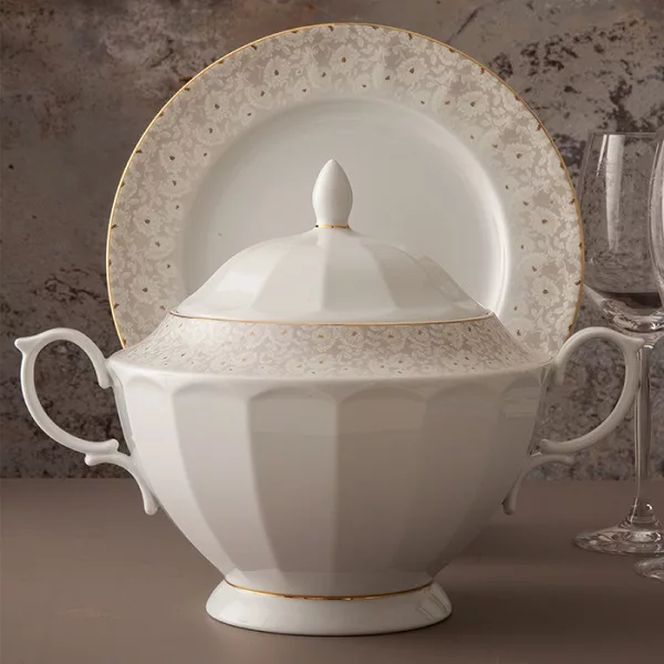 سرویس غذاخوری 103 پارچه 12 نفر چینی زرین ایران مدل نئوکلاسیک کاررا گلد درجه یک