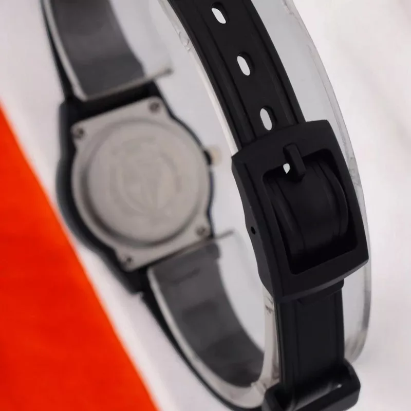 ساعت مچی عقربه‌ای کوارتز زنانه کیو اند کیو مدل Bl