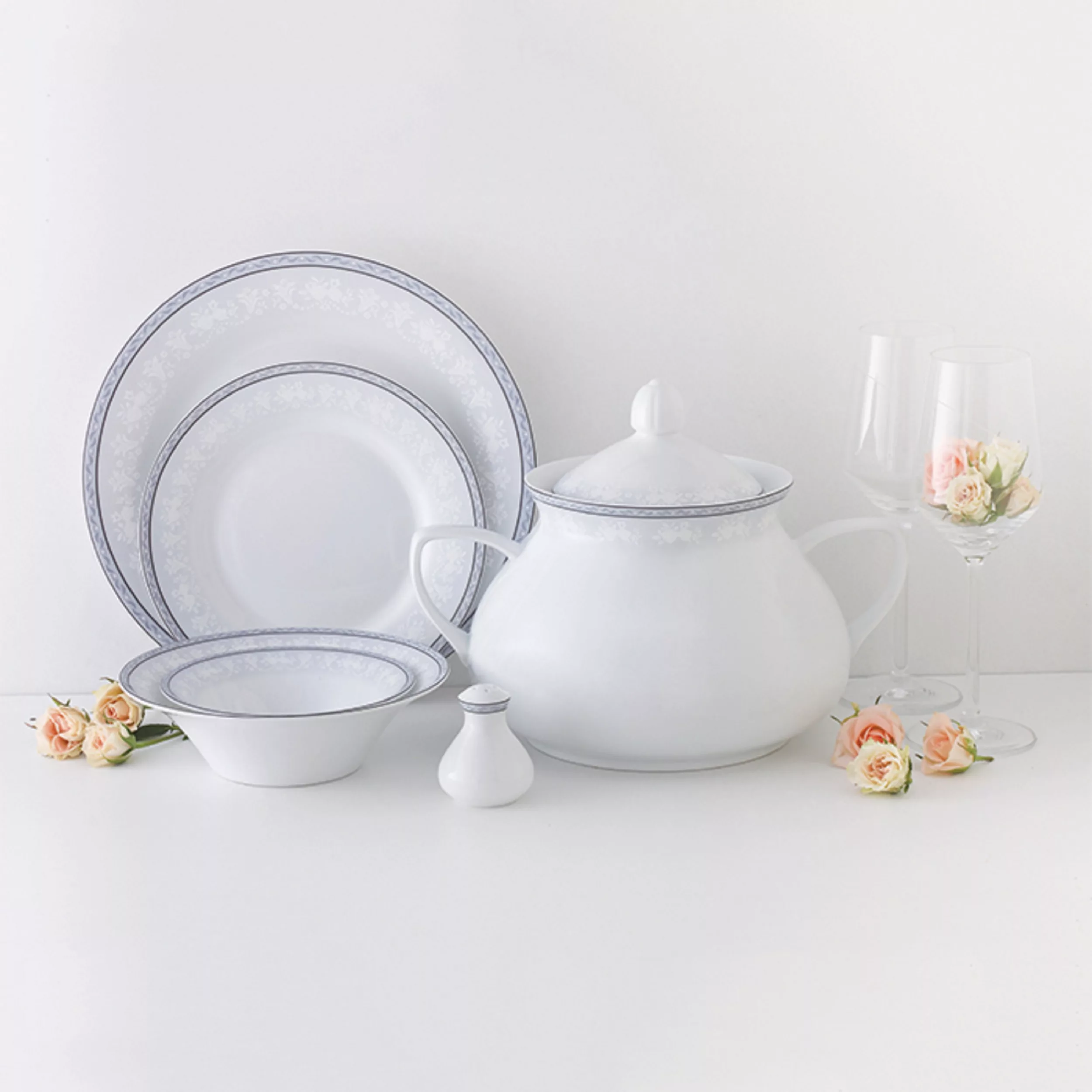 سرویس غذاخوری 108 پارچه 12 نفر چینی زرین ایران مدل وایت رز سری شهرزاد درجه یک