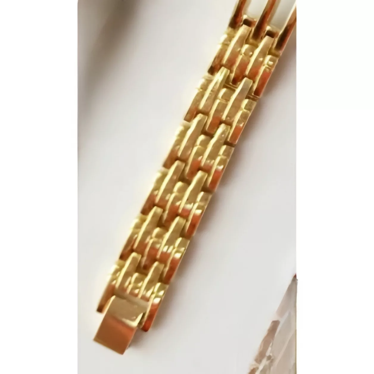 ساعت مچی عقربه‌ای کوارتز زنانه مدل ظریف بند دستبندی سه شاخه کد ۱